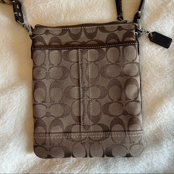 Coach Bag! - Picture 7 of 15